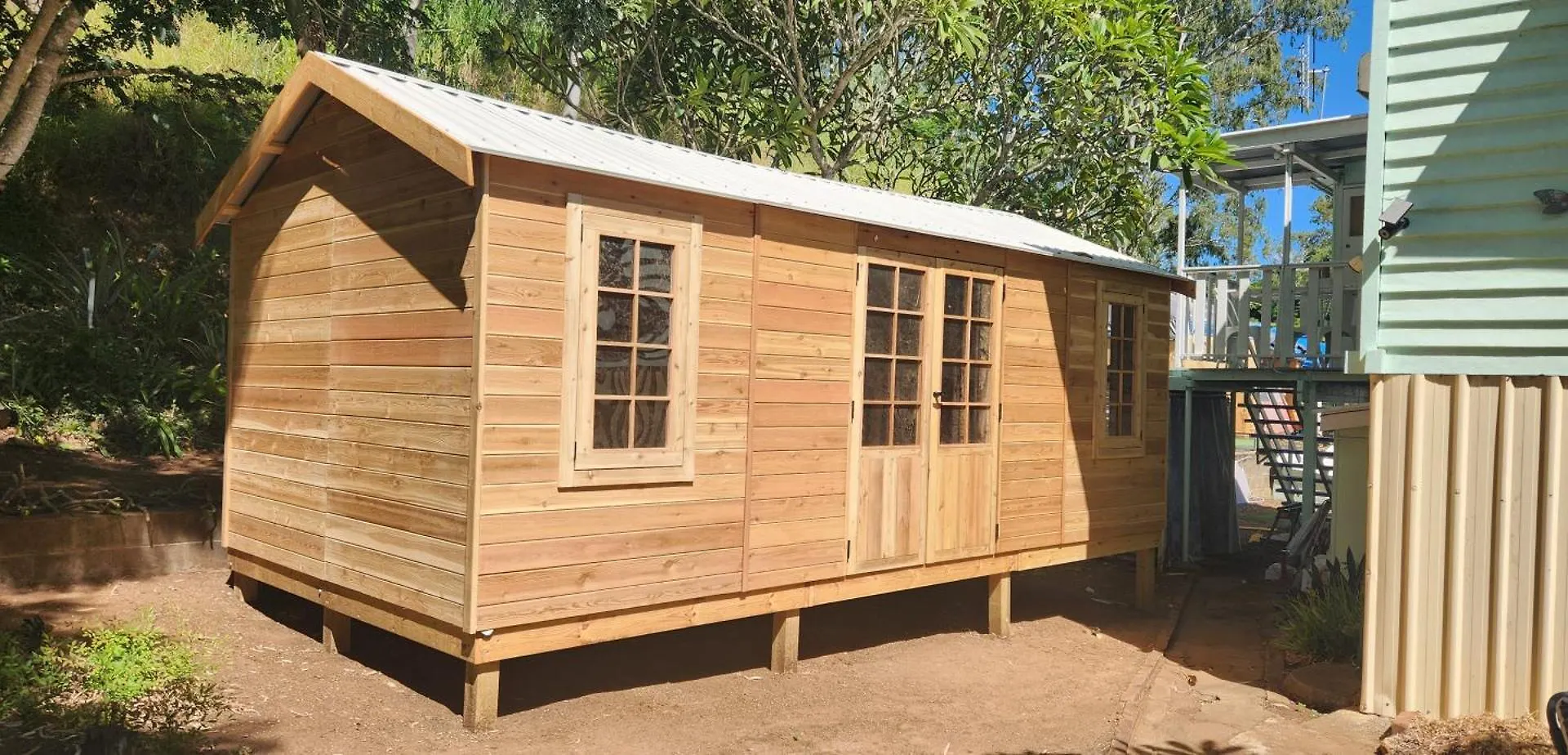 Meyenburg Cabins Mount Morgan 0*,  Австралия